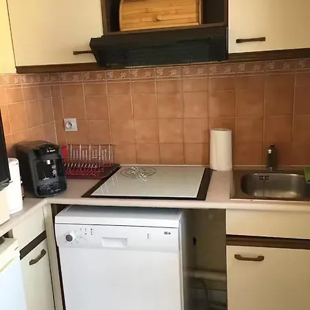 Fréjus, 200 M Des Plages F1 Avec Piscine Fréjus